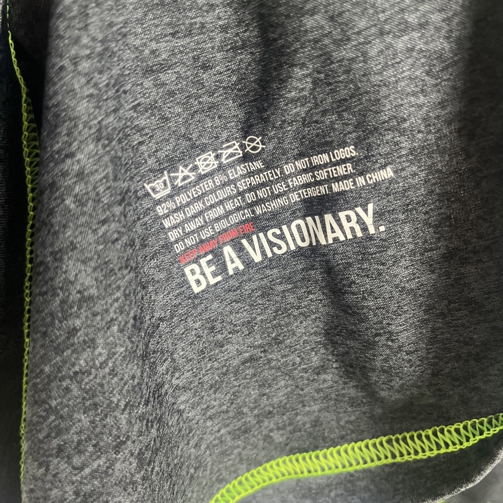 Gymshark Women's 1/4 Zip Athleisure Sporty Pullover With Neon Contrast Stitch - Picture 10 of 13